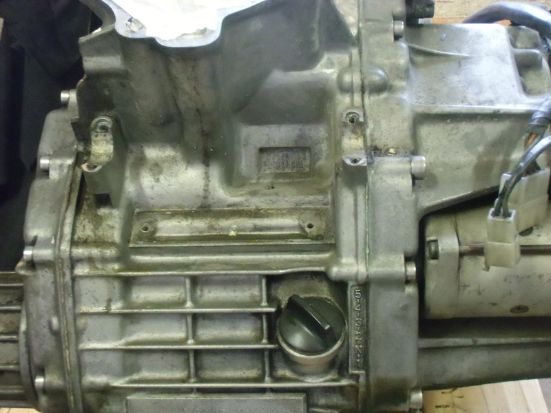 57 bis pol bas moteur.JPG