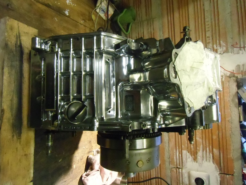 72 pol bas moteur.JPG